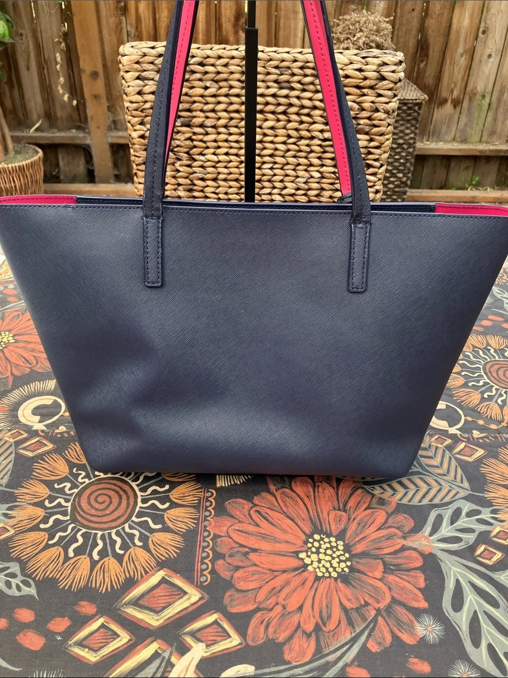 Kate Spade Scott’s Place Lida Navy and Pink Tote